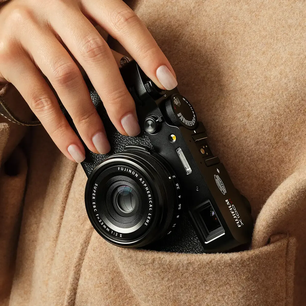 Fujifilm X100VI fekete változat